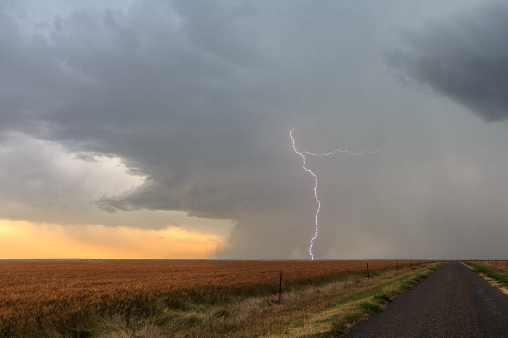 Lightning Bolt near El Dorado