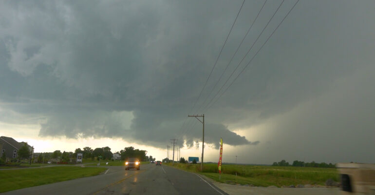 Wall Cloud west of Cicero Indiana on June 25, 2023