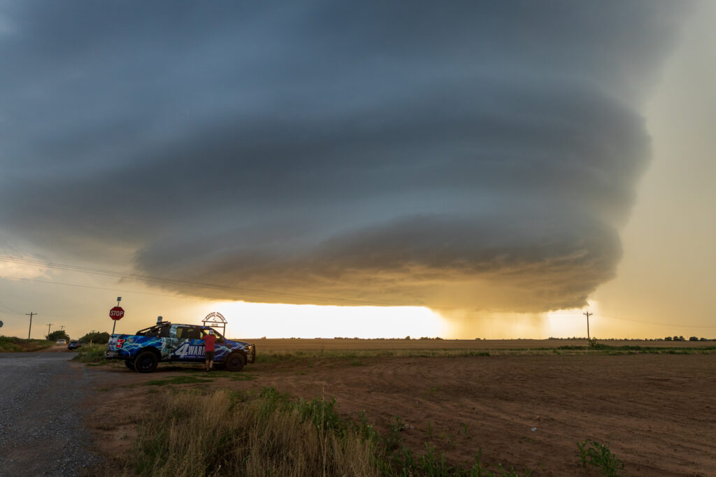 Storm Structure and 4warn